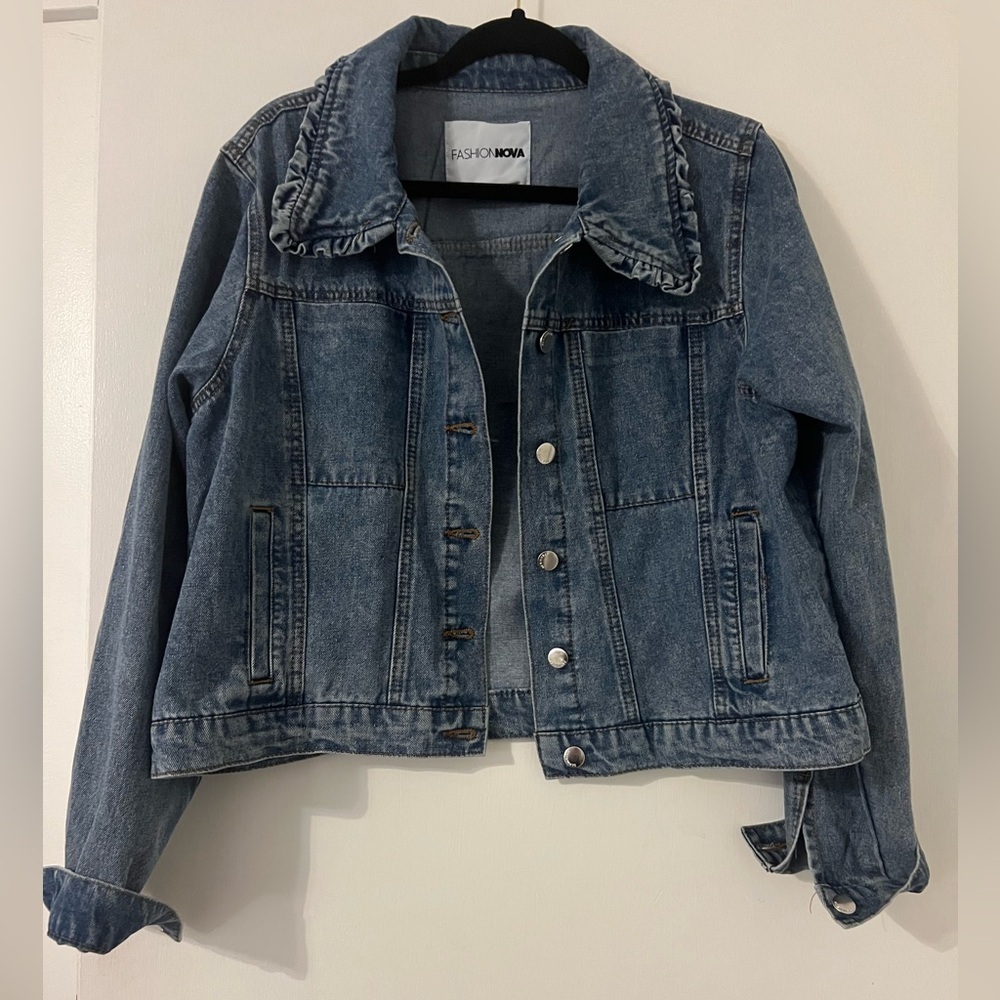 Jean jacket size L (H108)